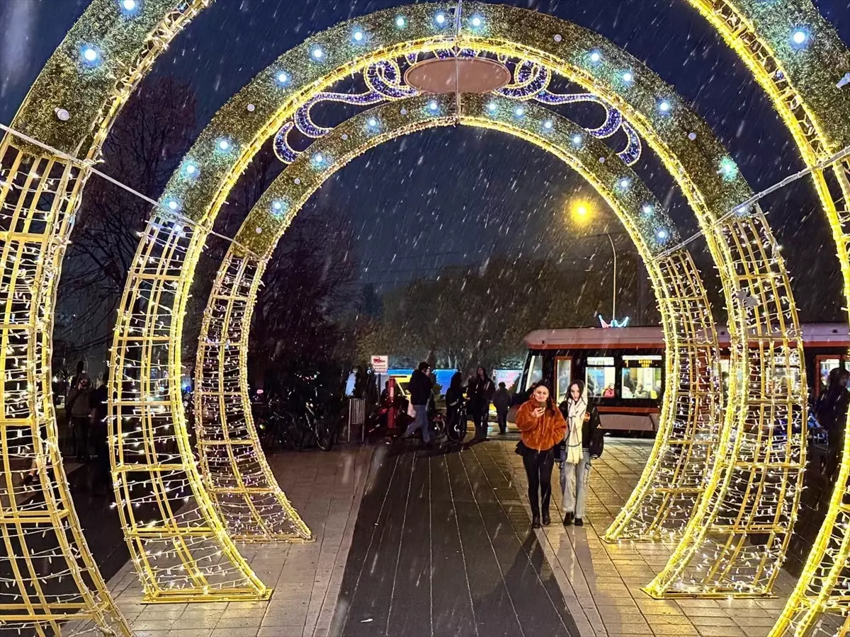 Eskişehir’de Kar Yağışı Başladı