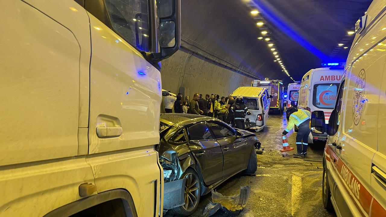 Bayram tatilinin 8 gününde trafik kazalarında 72 kişi yaşamını yitirdi